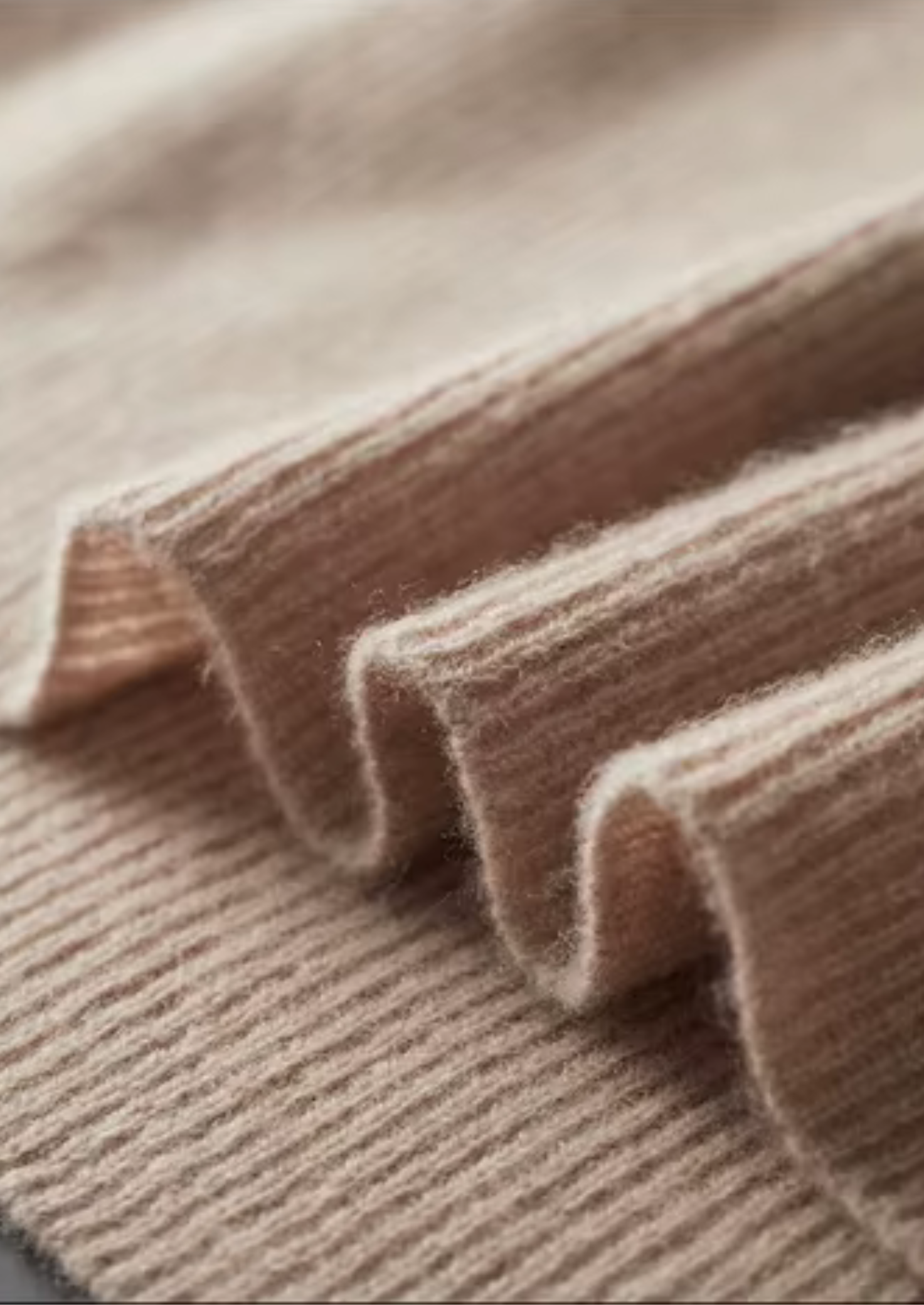 Men’s Two-Tone Zip Polo Knit Sweater