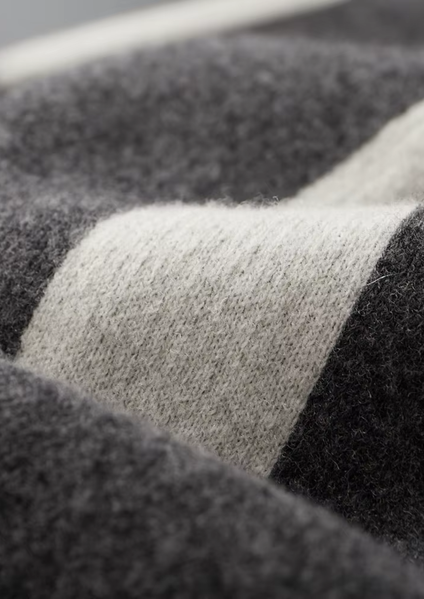 Men’s Drawstring Wide-Leg Pants Knit