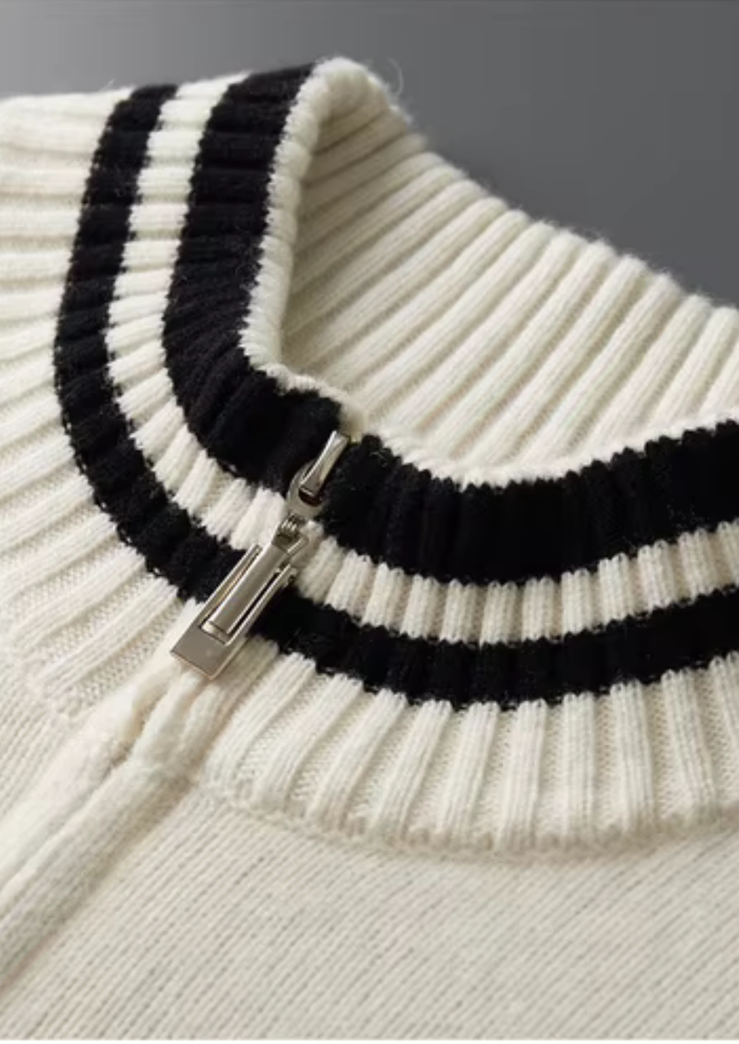 Men’s Two-Tone Collar Zip Knit Cardigan